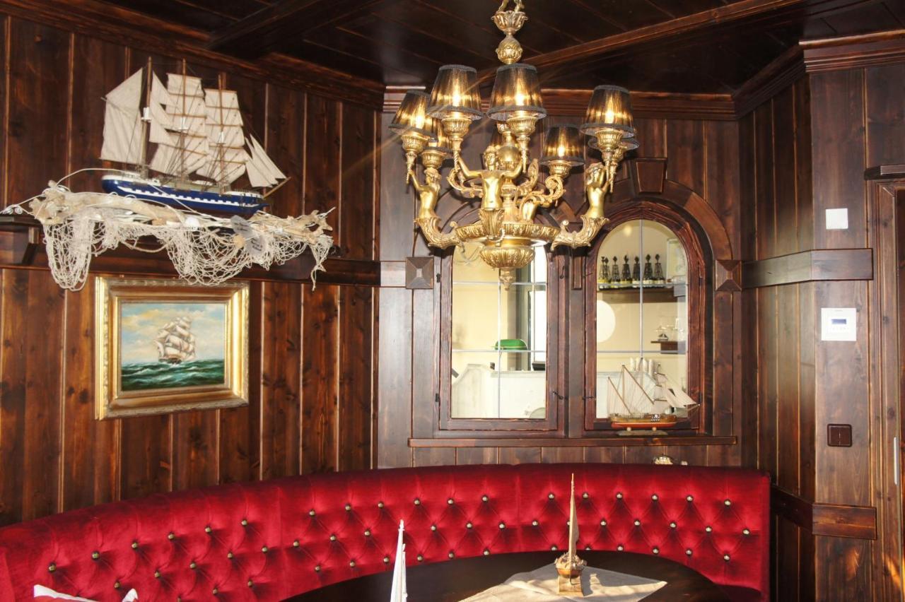 Der Leuchtturm-Gastro Gmbh Hotel Гейерсвалде Екстериор снимка