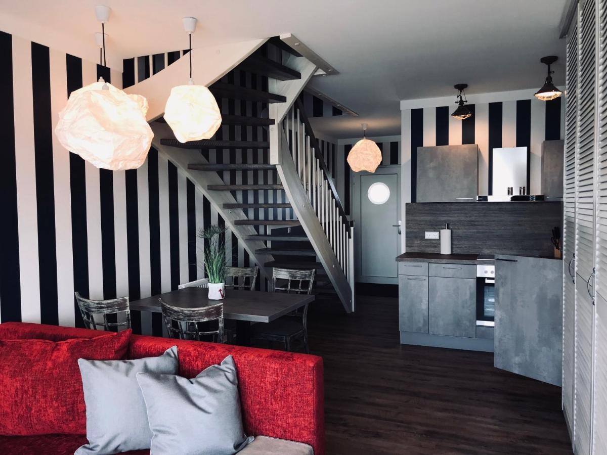 Der Leuchtturm-Gastro Gmbh Hotel Гейерсвалде Екстериор снимка